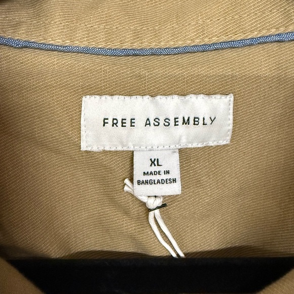 Free Assembly Men's Long Sleeve Military Shirt Button Down Beige Size XL - Picture 2 of 7